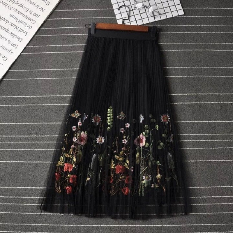 2019 New Puff Women Mesh Tulle long Skirt Fashion Vintage Pleated Floral Embroidery Elegant Female Tutu Mid-Calf Skirts